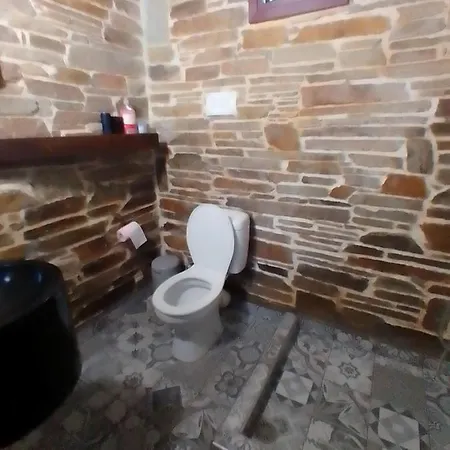 Thodis Villa'S * Karianí