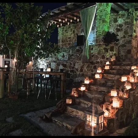 Thodis Villa'S Karianí