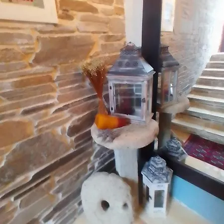 Thodis Villa'S فيلة Karianí