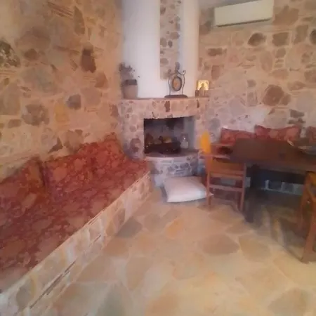 Thodis Villa'S * Karianí